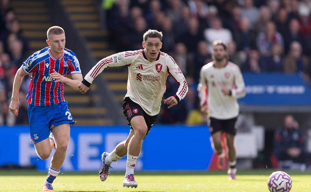 利物浦关键时刻防线松动；志在NBA总决赛名次提升；话题不断；赛程密集仍需轮换的简单介绍爱游戏APP下载